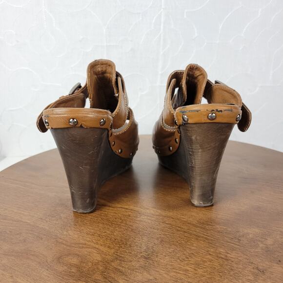 GC Womens Veronica Sandals 38 Brown Leather Peep Toe Buckle Wooden Chunky Wedge - Picture 3 of 13